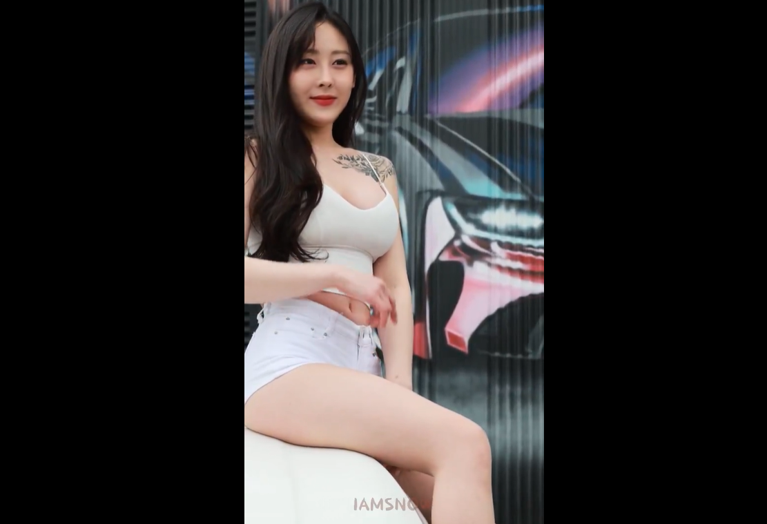 [여캠/벗방]잡앗다 요놈 벗방에서 보댕이 노출하는 레이싱 모델 